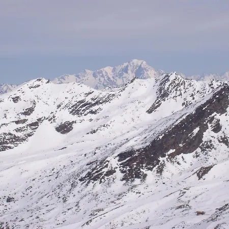 Ski-in Ski-out 1 Bed, La Tania Lägenhet *