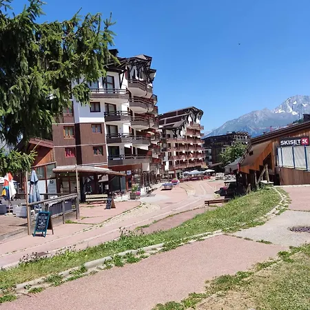 Ski-in Ski-out 1 Bed, La Tania Lägenhet