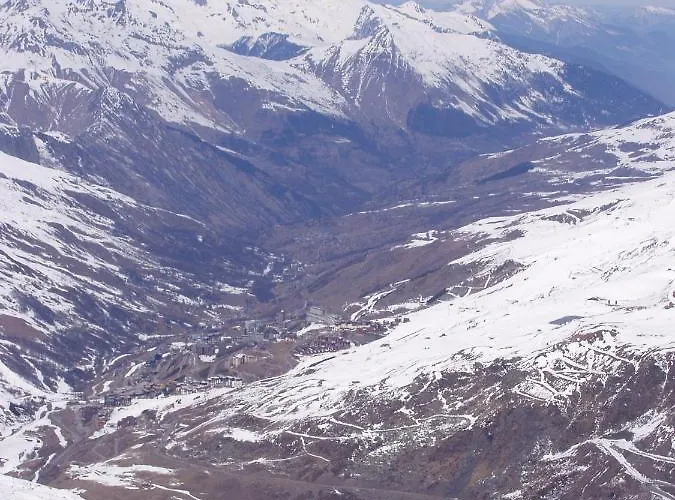 Ski-in Ski-out 1 Bed, La Tania