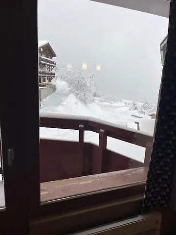 Ski-in Ski-out 1 Bed, La Tania