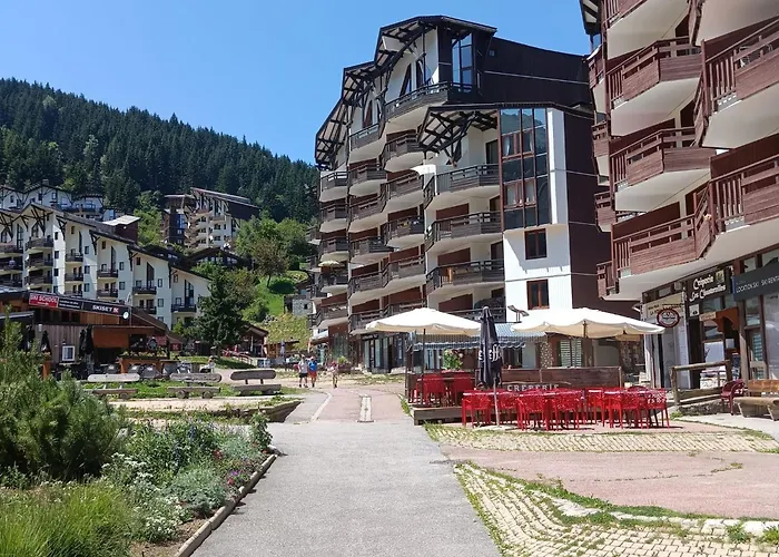 Ski-in Ski-out 1 Bed, La Tania *