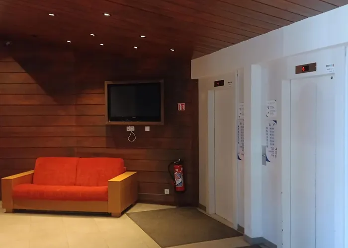 Ski-in Ski-out 1 Bed, La Tania كورشوفيل