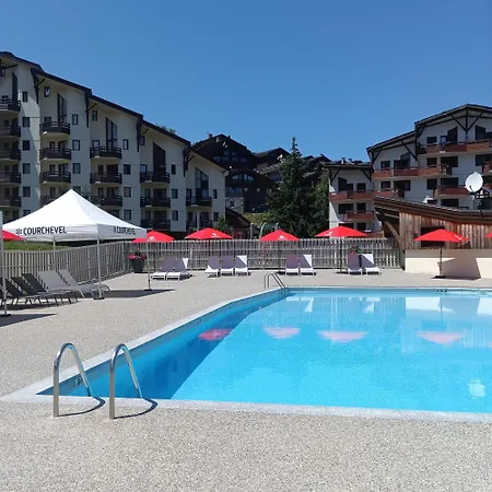 Ski-in Ski-out 1 Bed, La Tania * كورشوفيل